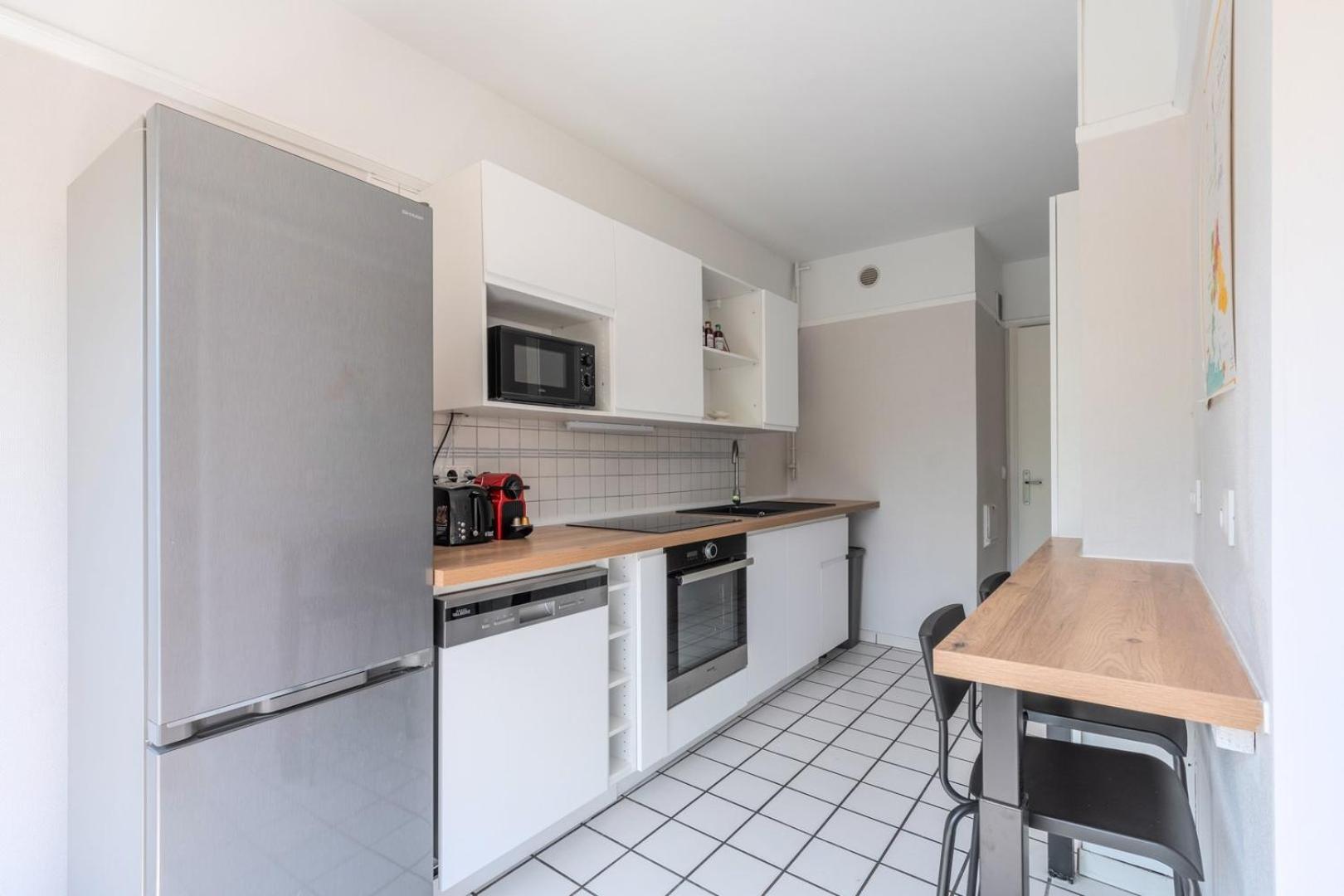 Spacious 3 Bedroom Apartment & Private Parking! Lambersart Luaran gambar