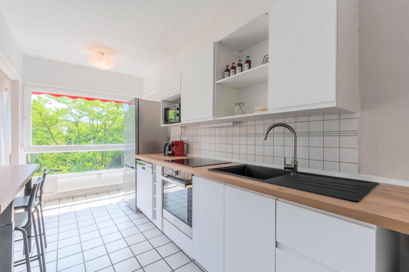 Spacious 3 Bedroom Apartment & Private Parking! Lambersart Luaran gambar